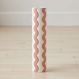 Retro pink wavy wallpaper – design detail