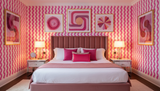 Hot pink wavy stripe wallpaper – design detail